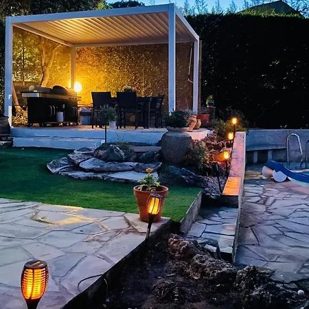 Privee Avec Piscine *